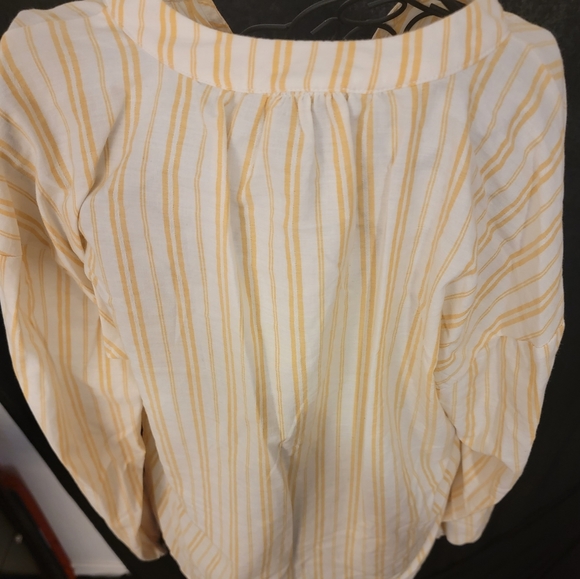 Yellow & White Striped blouse Sz M - Picture 2 of 2